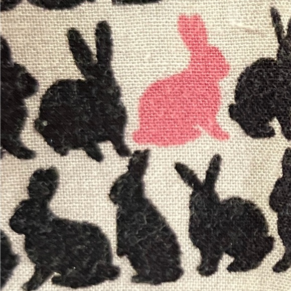 Divided by H&M Size 4 Shirt Dress White W/ Bunny Rabbit Pattern in Black & Pink - Picture 9 of 13